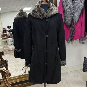 Black shearling stroller